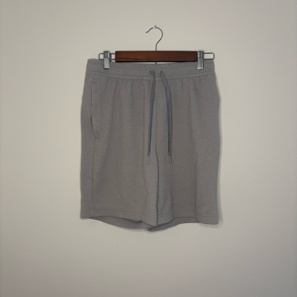 All in Motion Men's Athletic Gray Shorts Small EUC Textured casual sweat